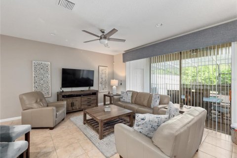 Townhouse in Kissimmee, Florida 4 bedrooms, 195.28 sq.m. № 2166031 - photo 9