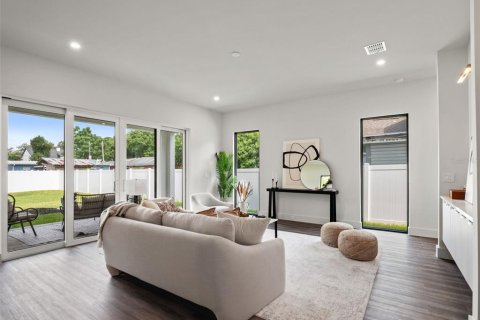 Villa ou maison à vendre à Orlando, Floride: 3 chambres, 274.06 m2 № 2314693 - photo 12