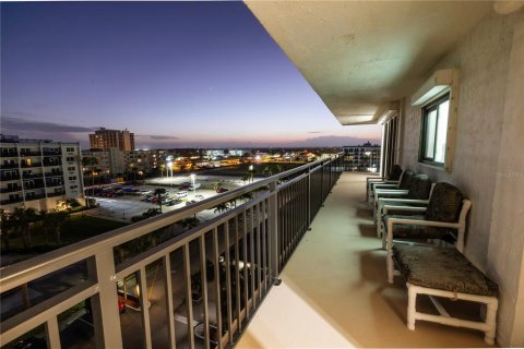 Condominio en alquiler en Cocoa Beach, Florida, 2 dormitorios, 148.64 m2 № 1629987 - foto 30