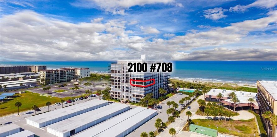 Condominio en Cocoa Beach, Florida, 2 dormitorios № 1629987