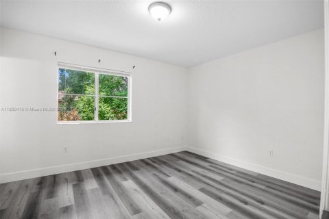 Touwnhouse à louer à Florida City, Floride: 3 chambres, 141.86 m2 № 1857369 - photo 17