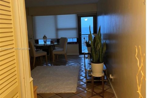 Copropriété à louer à Fort Lauderdale, Floride: 59.83 m2 № 2183339 - photo 5