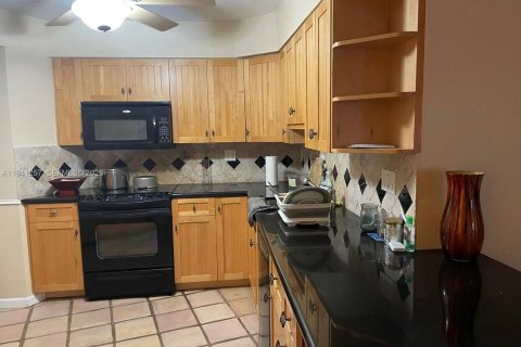 Copropriété à louer à Fort Lauderdale, Floride: 59.83 m2 № 2183339 - photo 7