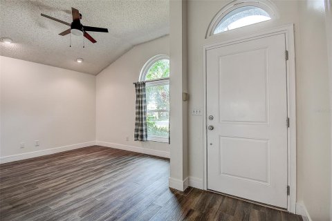 House in Brandon, Florida 3 bedrooms, 144.28 sq.m. № 2426870 - photo 4