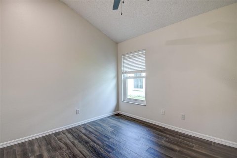 House in Brandon, Florida 3 bedrooms, 144.28 sq.m. № 2426870 - photo 19