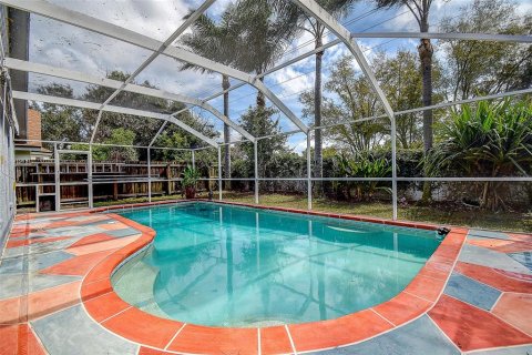 House in Brandon, Florida 3 bedrooms, 144.28 sq.m. № 2426870 - photo 26