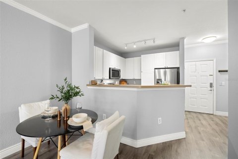 Condo in Tampa, Florida, 1 bedroom  № 1630510 - photo 5