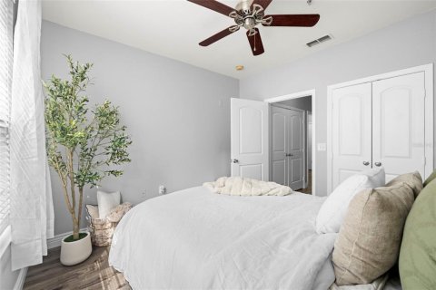 Condo in Tampa, Florida, 1 bedroom  № 1630510 - photo 12