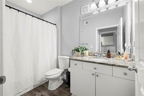 Condo in Tampa, Florida, 1 bedroom  № 1630510 - photo 8