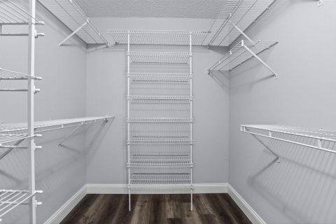 Купить кондоминиум в Коконат Крик, Флорида 5 комнат, 107.4м2, № 2146063 - фото 11