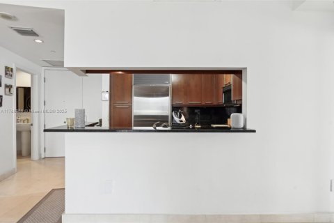 Copropriété à vendre à Miami, Floride: 2 chambres, 131.74 m2 № 1676230 - photo 8