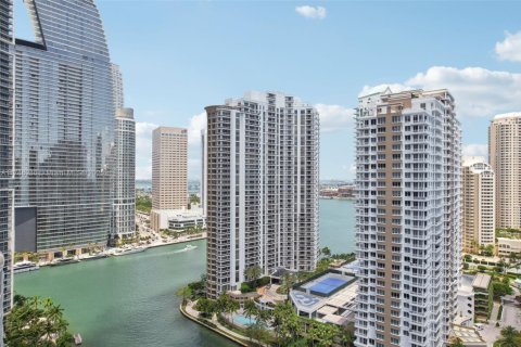 Copropriété à vendre à Miami, Floride: 2 chambres, 131.74 m2 № 1676230 - photo 24