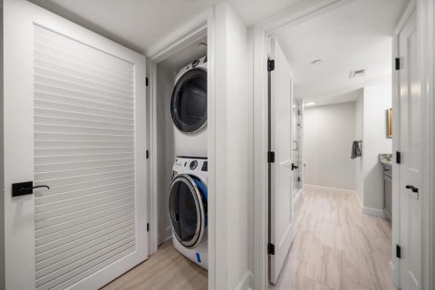 Condominio en venta en Clearwater, Florida, 2 dormitorios, 150.41 m2 № 1578295 - foto 16