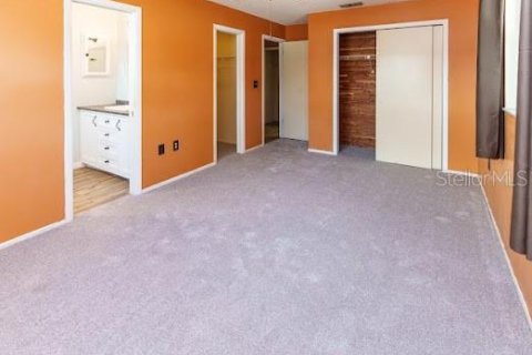Villa ou maison à vendre à New Port Richey, Floride: 2 chambres, 139.91 m2 № 2431929 - photo 11
