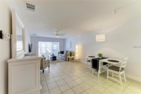 Copropriété à louer à Bradenton, Floride: 1 chambre, 70.51 m2 № 2102340 - photo 9