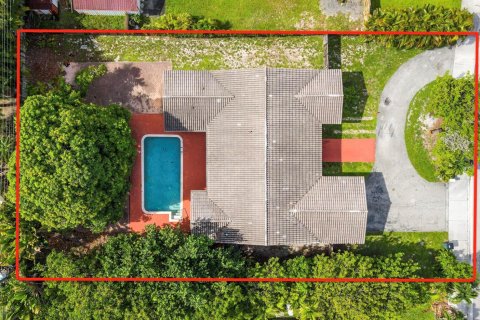 Casa en venta en Boca Raton, Florida, 6 dormitorios, 239.32 m2 № 2254871 - foto 2