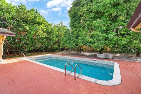 Casa en venta en Boca Raton, Florida, 6 dormitorios, 239.32 m2 № 2254871 - foto 20