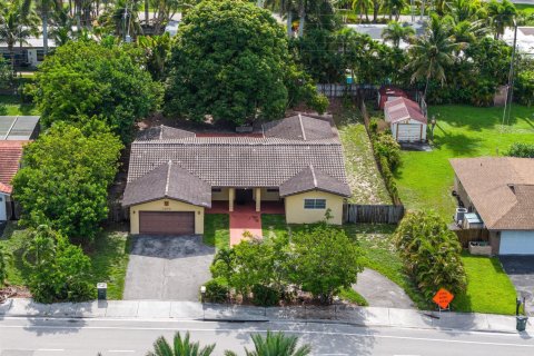Casa en venta en Boca Raton, Florida, 6 dormitorios, 239.32 m2 № 2254871 - foto 4