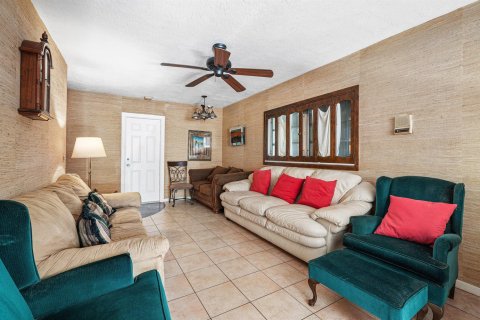 Casa en venta en Boca Raton, Florida, 6 dormitorios, 239.32 m2 № 2254871 - foto 12