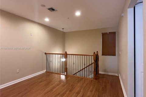 Condominio en alquiler en Sunrise, Florida, 2 dormitorios, 165.46 m2 № 2030985 - foto 18