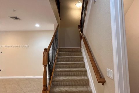 Condominio en alquiler en Sunrise, Florida, 2 dormitorios, 165.46 m2 № 2030985 - foto 15