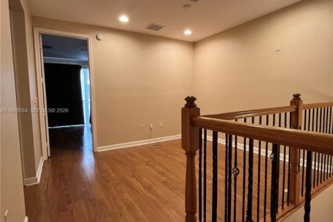 Condominio en alquiler en Sunrise, Florida, 2 dormitorios, 165.46 m2 № 2030985 - foto 16