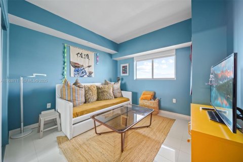 Купить кондоминиум в Майами, Флорида 2 спальни, 102.56м2, № 1988726 - фото 22