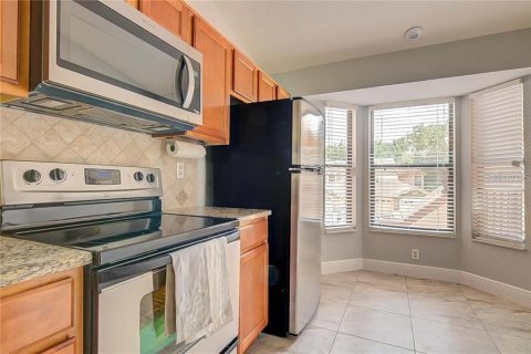 Condominio en alquiler en Orlando, Florida, 2 dormitorios, 99.87 m2 № 2099704 - foto 4