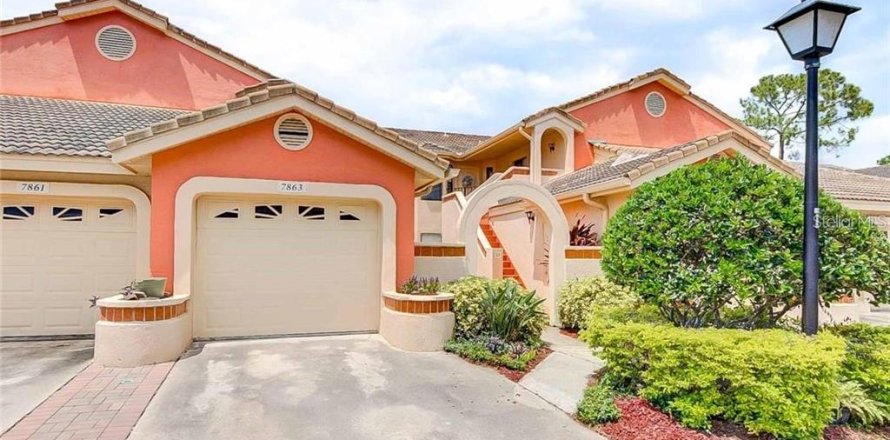 Condominio en Orlando, Florida, 2 dormitorios № 2099704