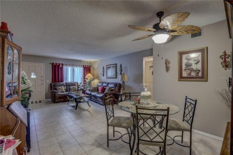 Condo in Clearwater, Florida, 2 bedrooms  № 1782541 - photo 14