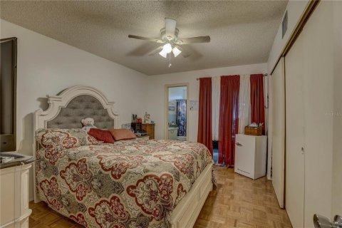 Condo in Clearwater, Florida, 2 bedrooms  № 1782541 - photo 21