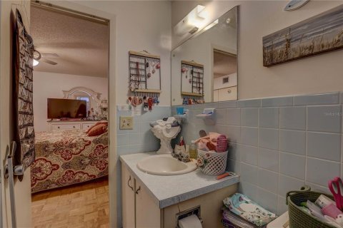 Condo in Clearwater, Florida, 2 bedrooms  № 1782541 - photo 24