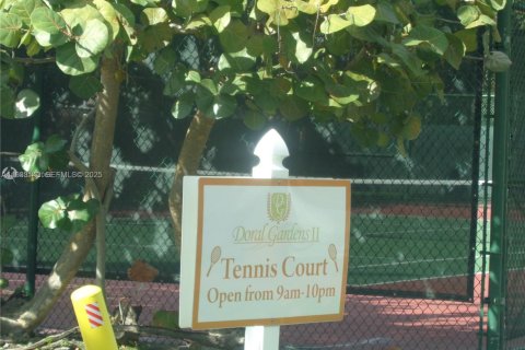 Copropriété à louer à Doral, Floride: 1 chambre, 75.25 m2 № 1991888 - photo 6