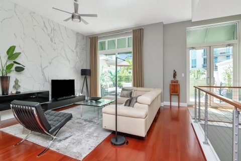 Condo in Tampa, Florida, 2 bedrooms  № 1630929 - photo 6