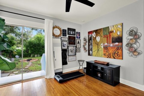 House in Clearwater, Florida 2 bedrooms, 99.96 sq.m. № 2396181 - photo 16
