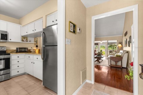 Condo in Apopka, Florida, 2 bedrooms  № 1760346 - photo 3