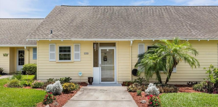 Condo in Apopka, Florida, 2 bedrooms № 1760346