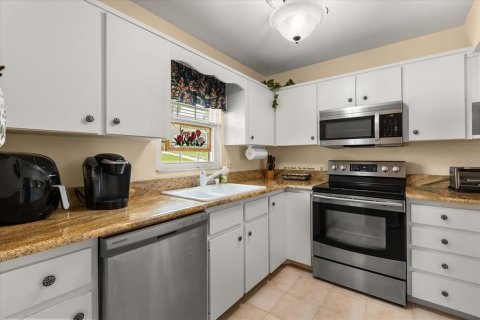 Condo in Apopka, Florida, 2 bedrooms  № 1760346 - photo 6