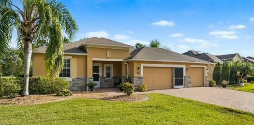 Villa ou maison à Leesburg, Floride 3 chambres, 198.63 m2 № 1904062