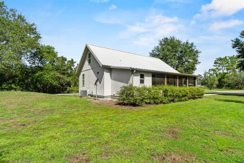 Casa en venta en Lake Wales, Florida, 2 dormitorios, 125.42 m2 № 1914404 - foto 5