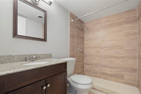 Condo in Orlando, Florida, 2 bedrooms  № 1849709 - photo 15