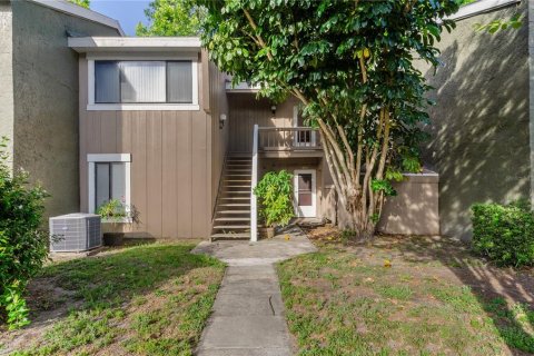 Condo in Orlando, Florida, 2 bedrooms  № 1849709 - photo 1