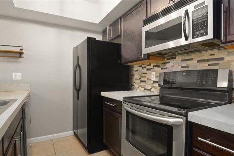 Condo in Orlando, Florida, 2 bedrooms  № 1849709 - photo 4