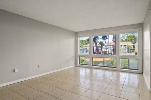 Condo in Orlando, Florida, 2 bedrooms  № 1849709 - photo 7