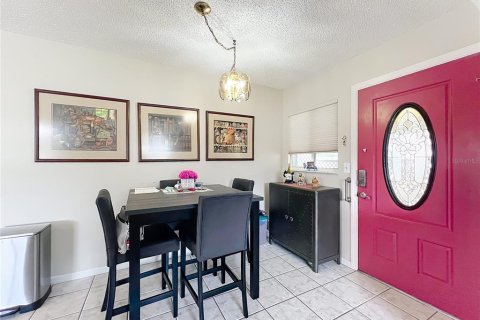 Villa ou maison à vendre à Ocala, Floride: 2 chambres, 101.73 m2 № 1880645 - photo 3