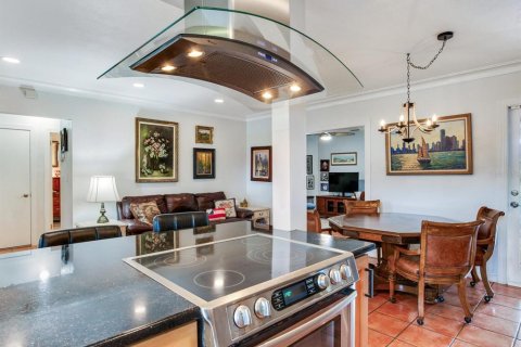 Villa ou maison à vendre à Saint Petersburg, Floride: 3 chambres, 140 m2 № 1909708 - photo 12