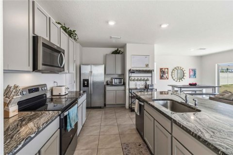 Villa ou maison à vendre à Wesley Chapel, Floride: 4 chambres, 209.96 m2 № 2212787 - photo 8