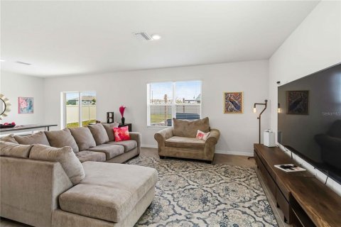 Villa ou maison à vendre à Wesley Chapel, Floride: 4 chambres, 209.96 m2 № 2212787 - photo 3