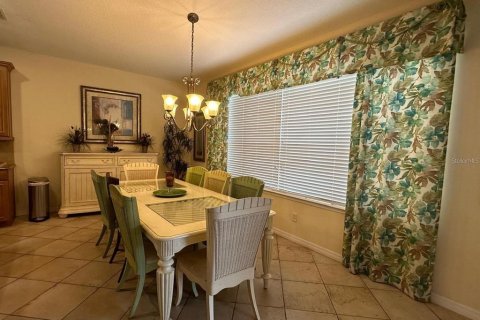 Villa ou maison à vendre à Kissimmee, Floride: 6 chambres, 326.27 m2 № 2394438 - photo 8
