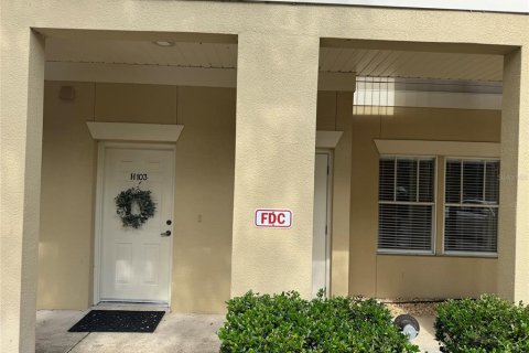 Copropriété à louer à Gainesville, Floride: 3 chambres, 133.87 m2 № 2425761 - photo 2